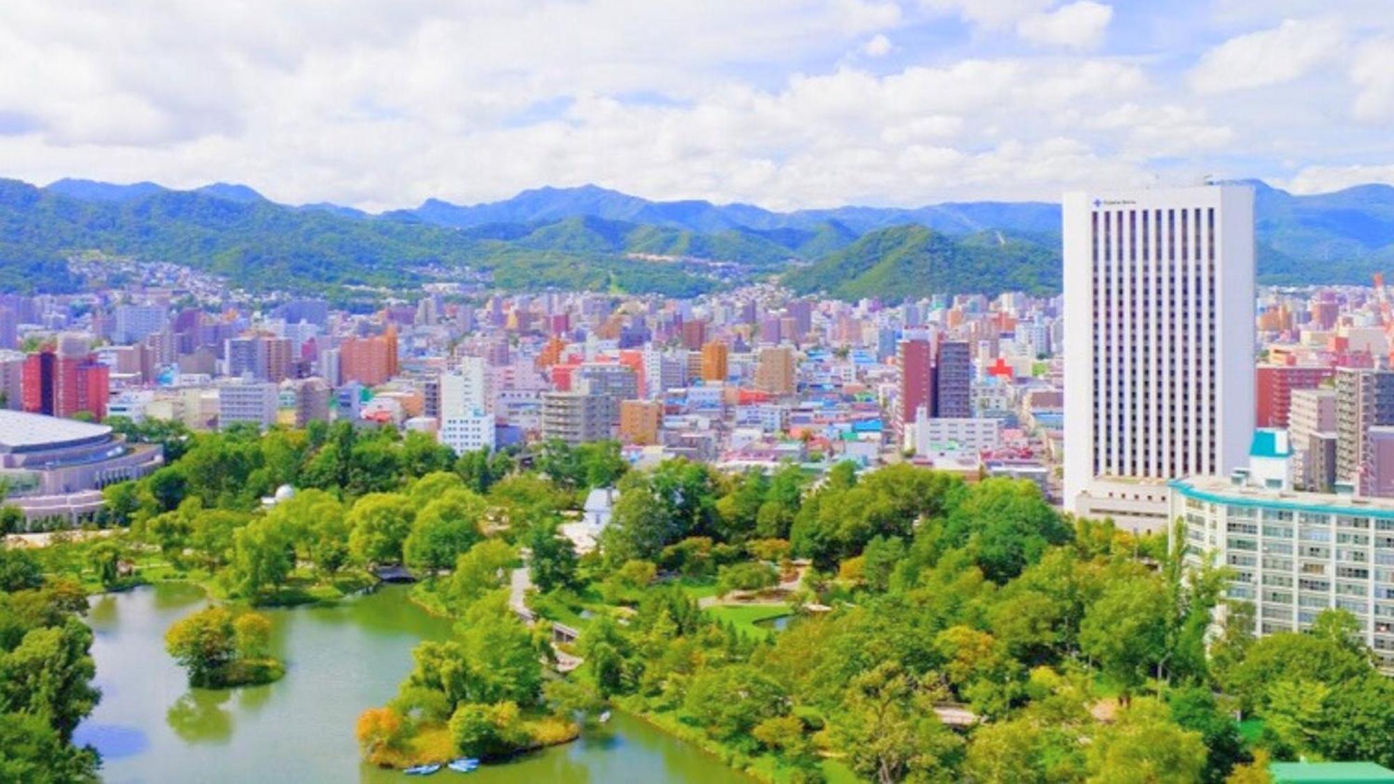 Premier Hotel Nakajima Park Sapporo Bagian luar foto View of the city