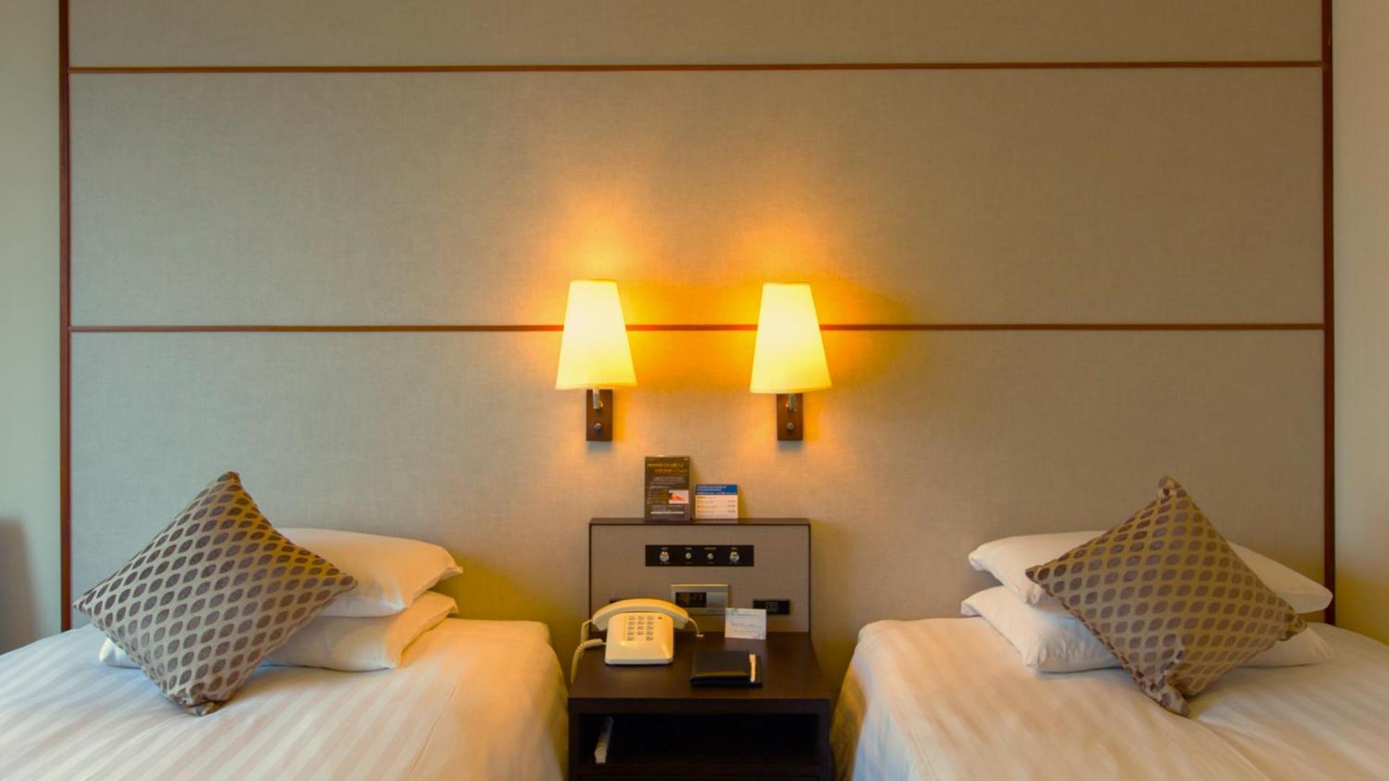 Premier Hotel Nakajima Park Sapporo Bagian luar foto A room at the hotel